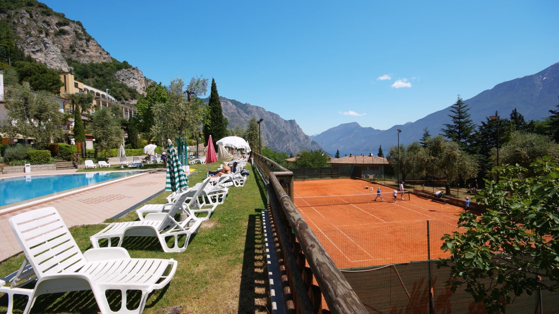 8 Tage Tennis Camp Hotel Village Bazzanega